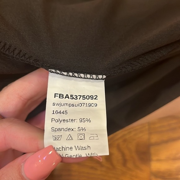 Women’s Black Jumpsuit With Ruffled Sleeves Size M - Picture 6 of 6